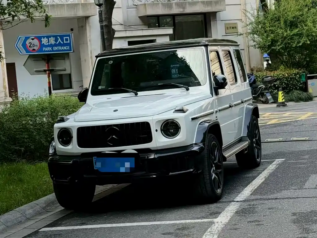 Mercedes-Benz G-Class 2025