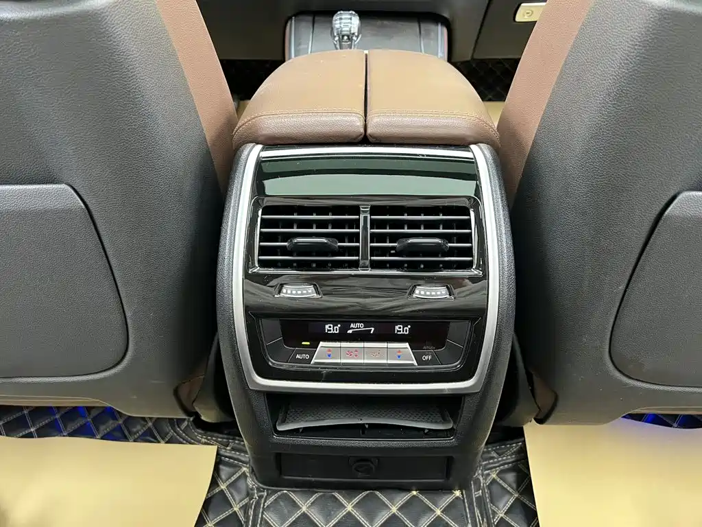BMW X5 (Import) — миниатюра 26