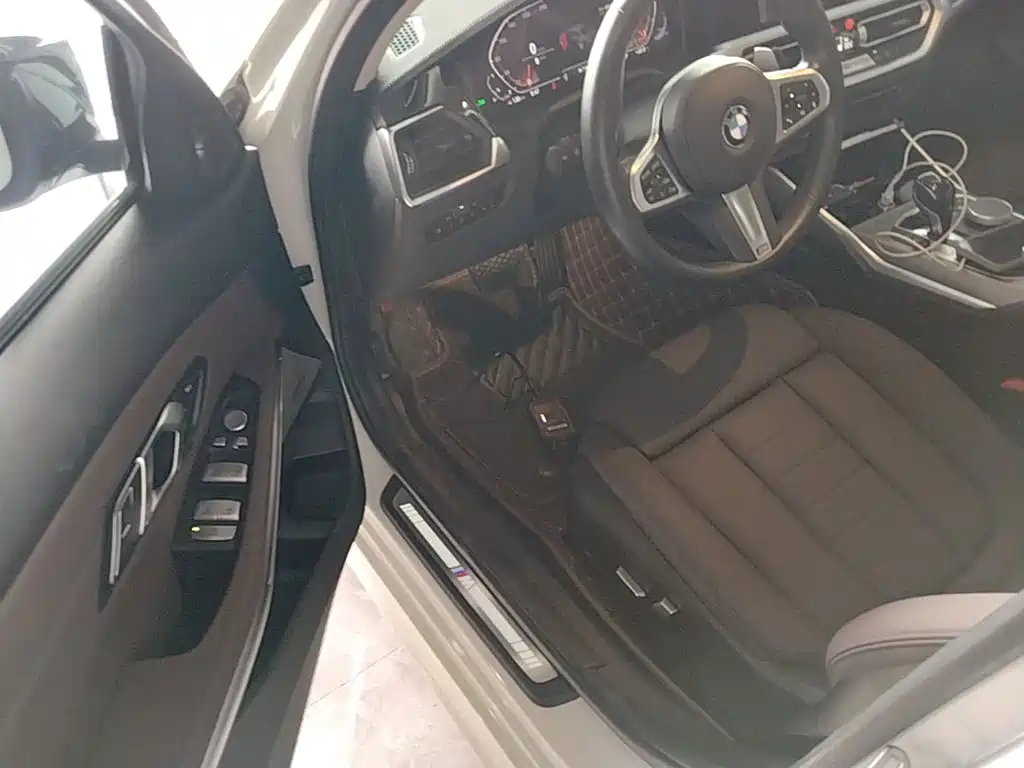 BMW 3 Series — миниатюра 16