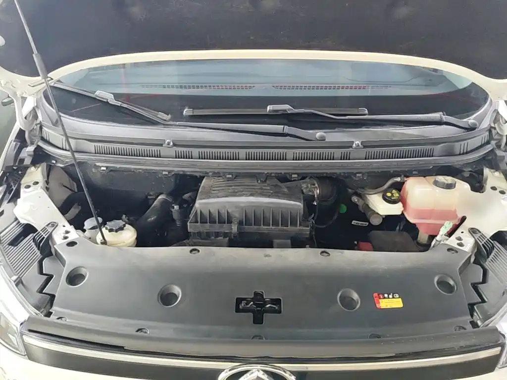 MAXUS V70 — миниатюра 20