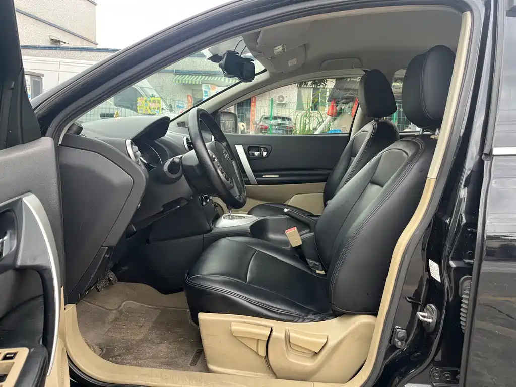 Nissan Qashqai — миниатюра 9