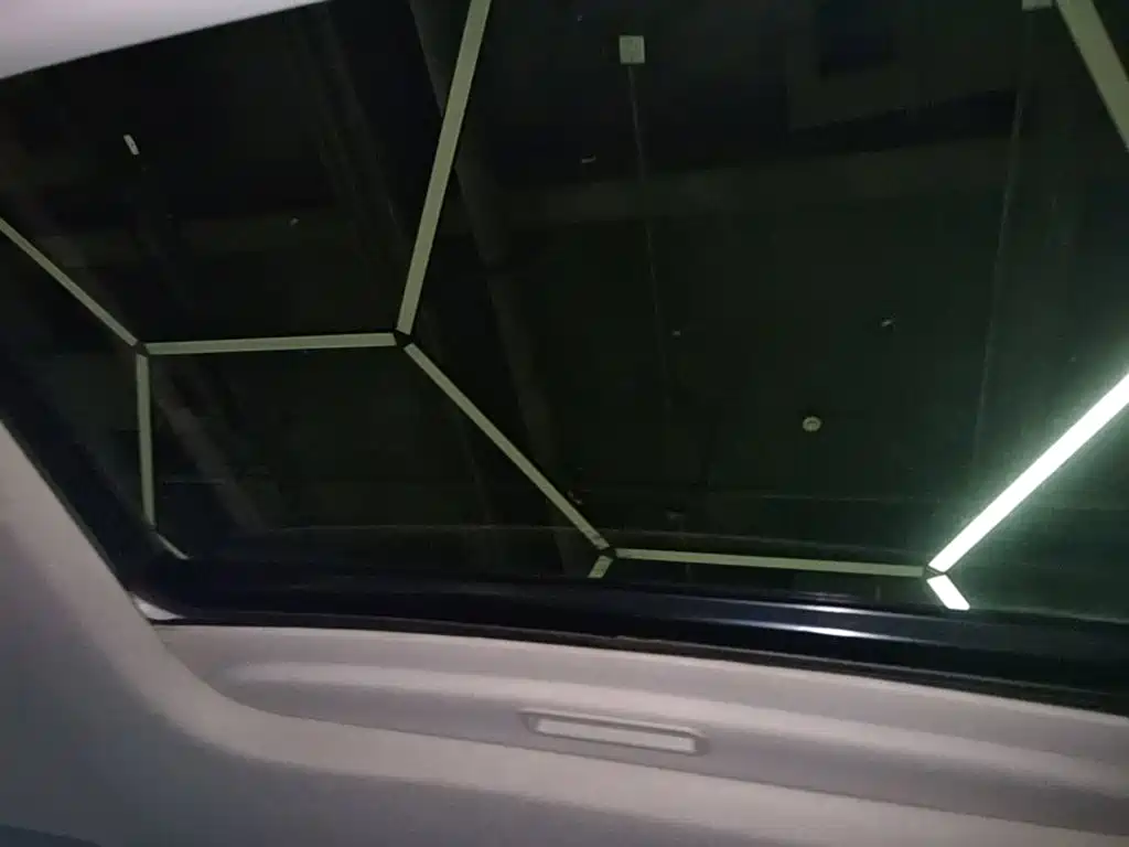Ford Mondeo — миниатюра 18
