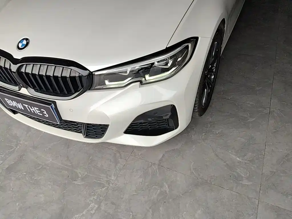 BMW 3 Series — миниатюра 24