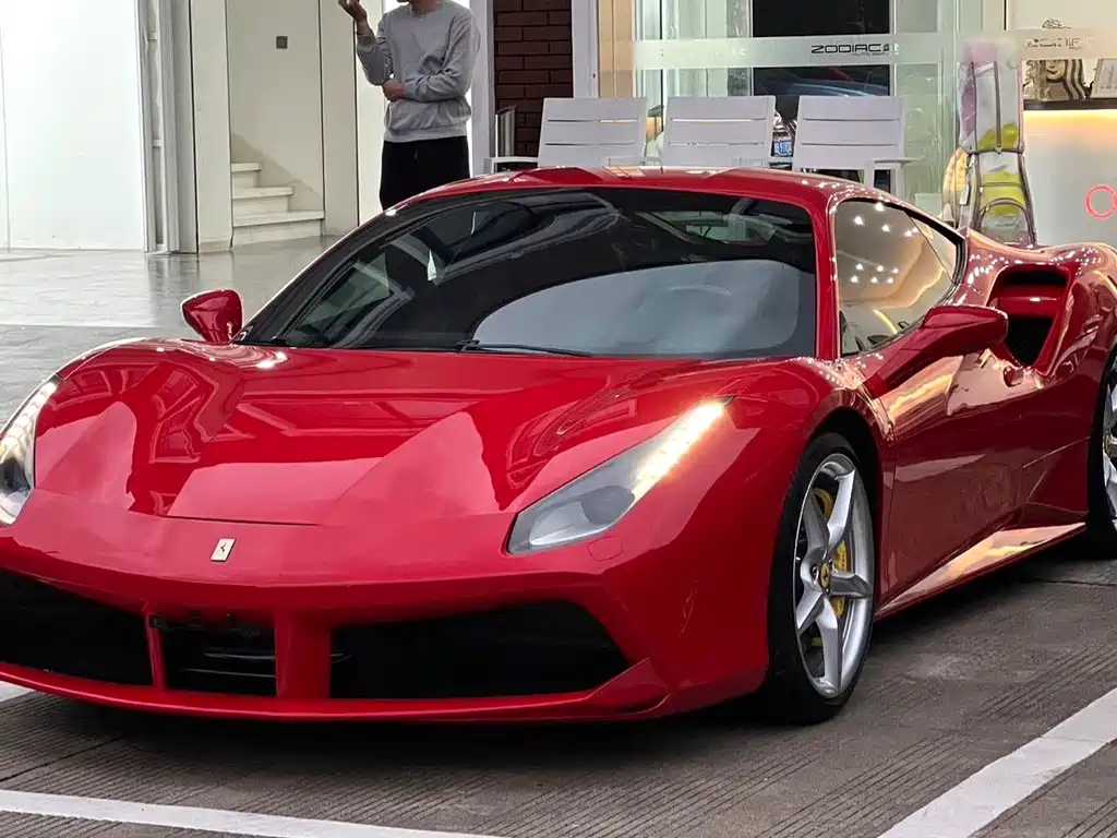 Ferrari 488