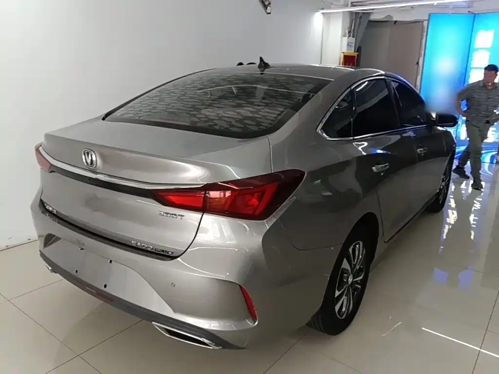 Changan Eado — миниатюра 7