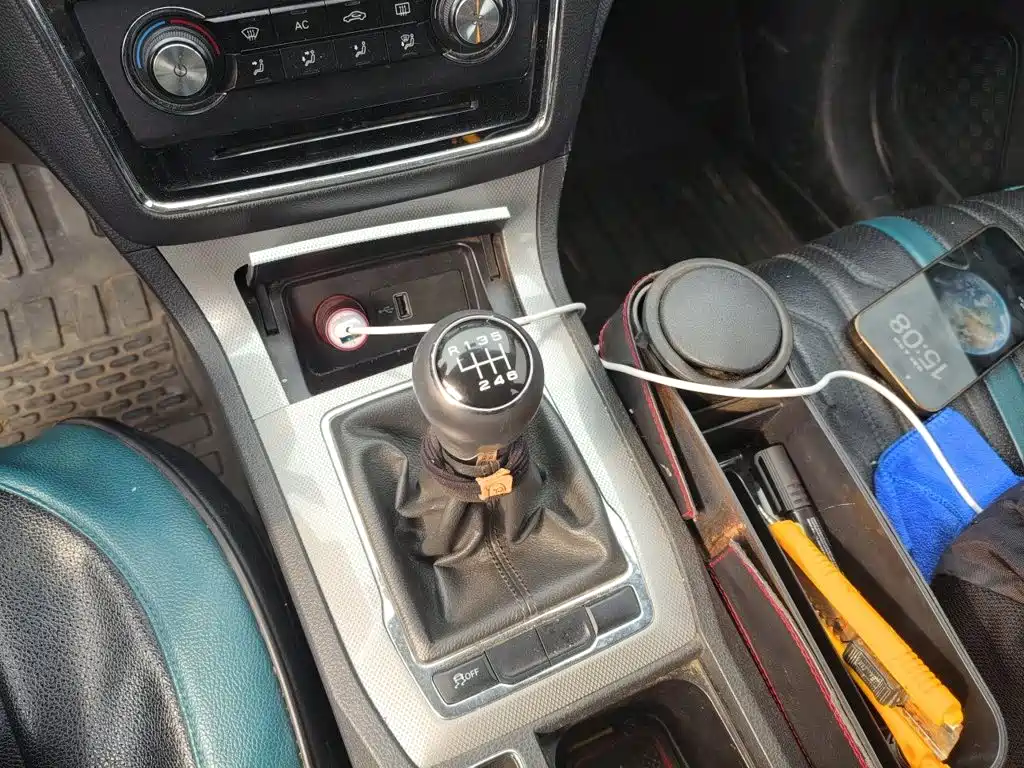 Roewe RX5 — миниатюра 15
