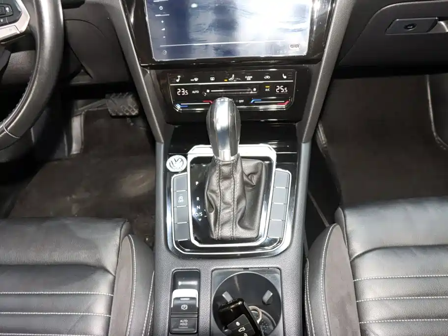 Volkswagen Magotan — миниатюра 15