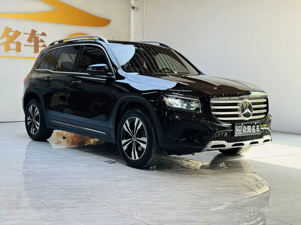 Mercedes-Benz GLB — миниатюра 3