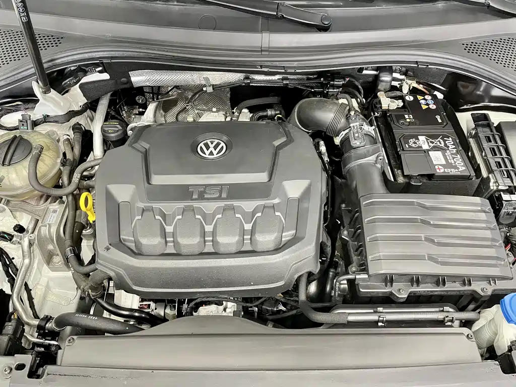Volkswagen Tiguan L — миниатюра 17