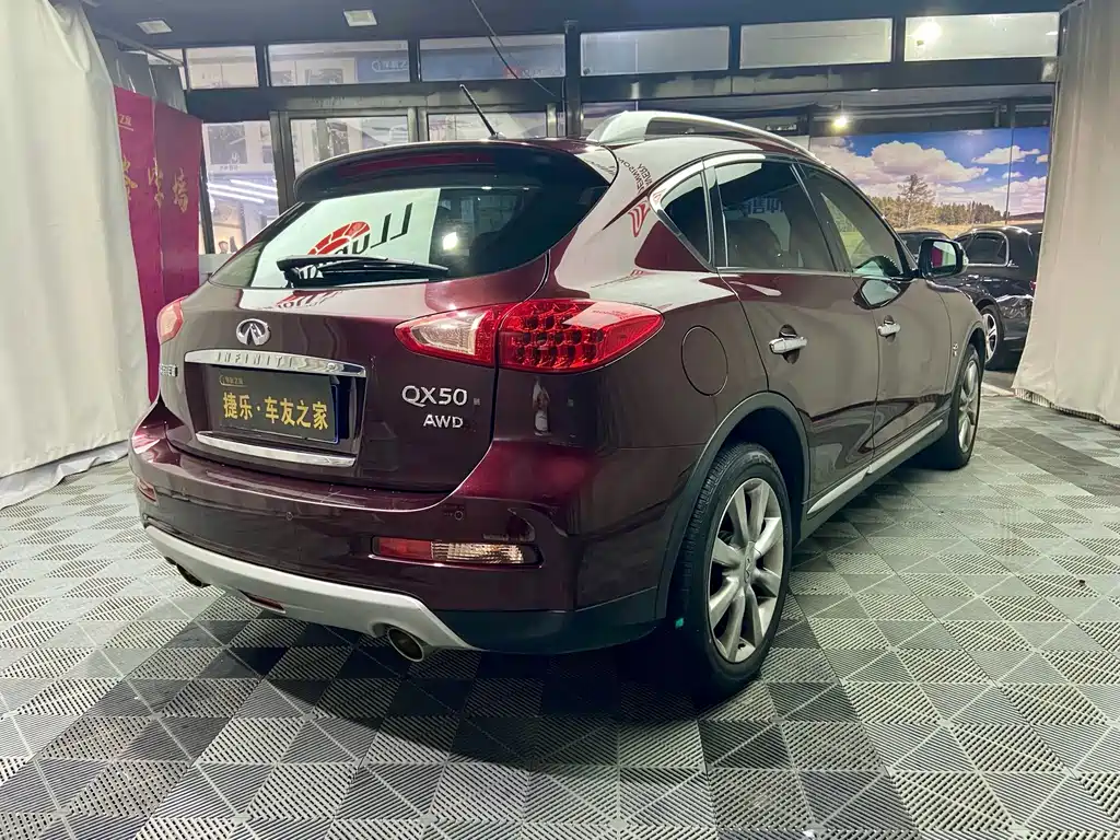 Infiniti QX50 — миниатюра 7