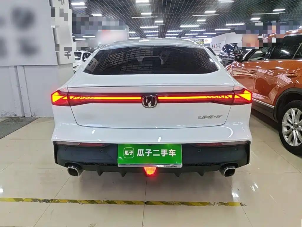 Changan UNI-V — миниатюра 6