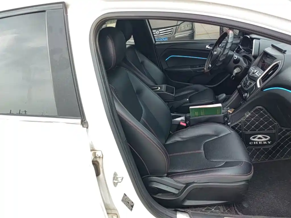 Chery Arrizo 5 — миниатюра 25