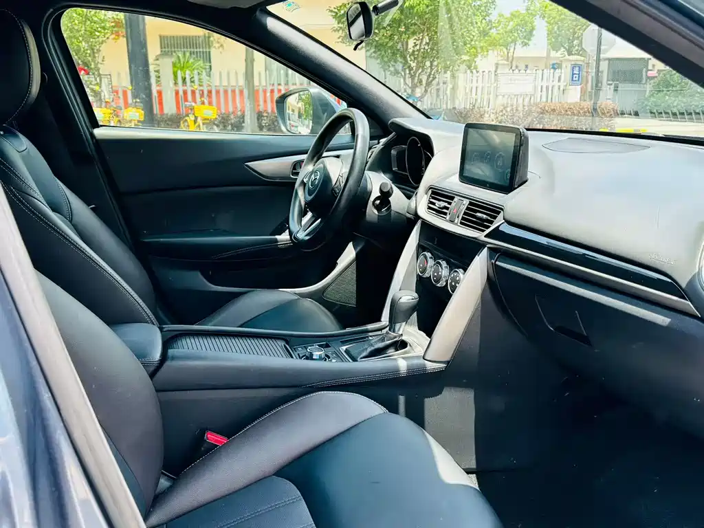 Mazda CX-4 2018 2.0L AT V