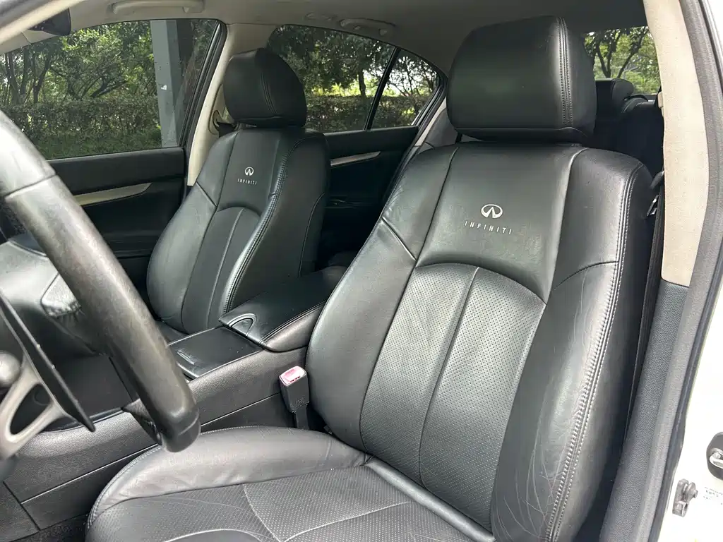 Infiniti G — миниатюра 10