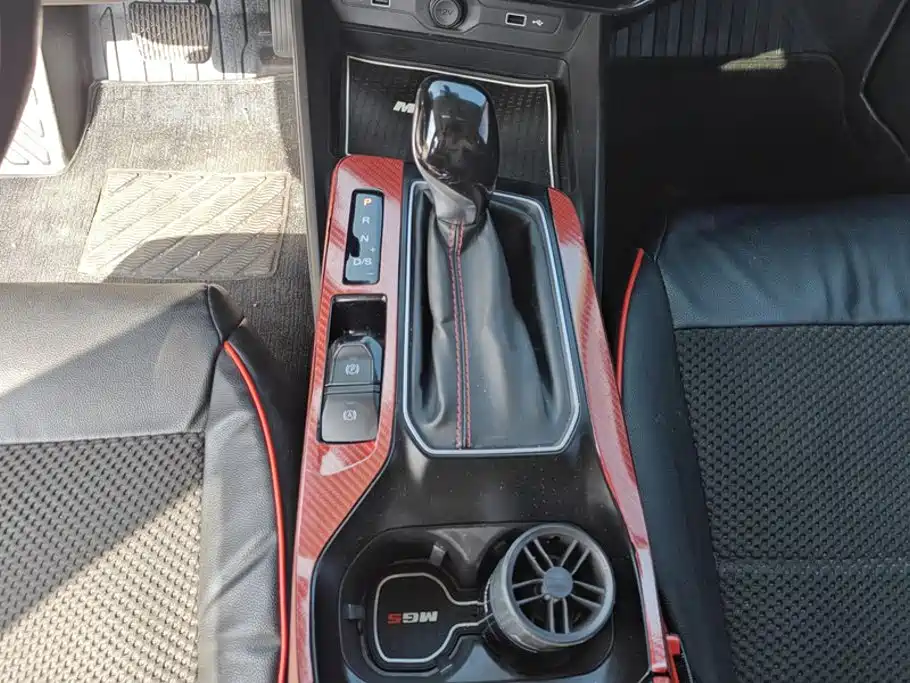MG MG5 — миниатюра 16