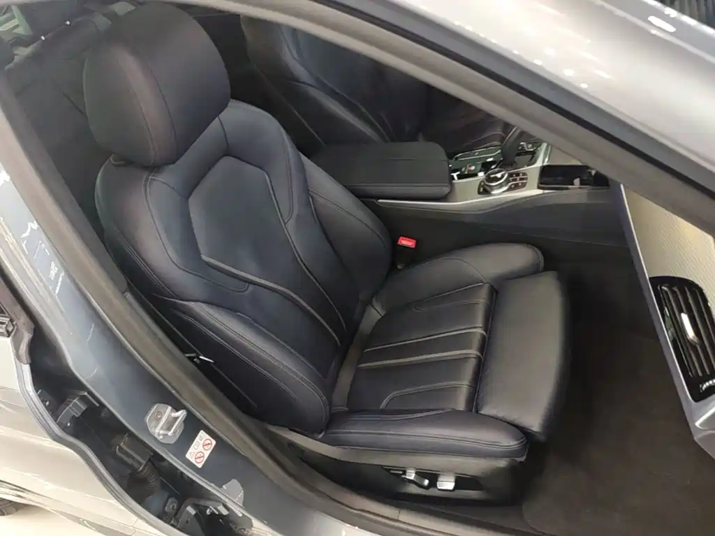 BMW 5 Series (Import) — миниатюра 25