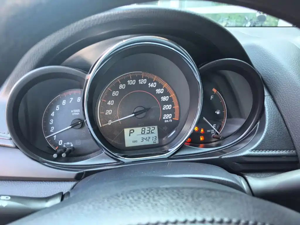 Toyota Yaris L — миниатюра 12