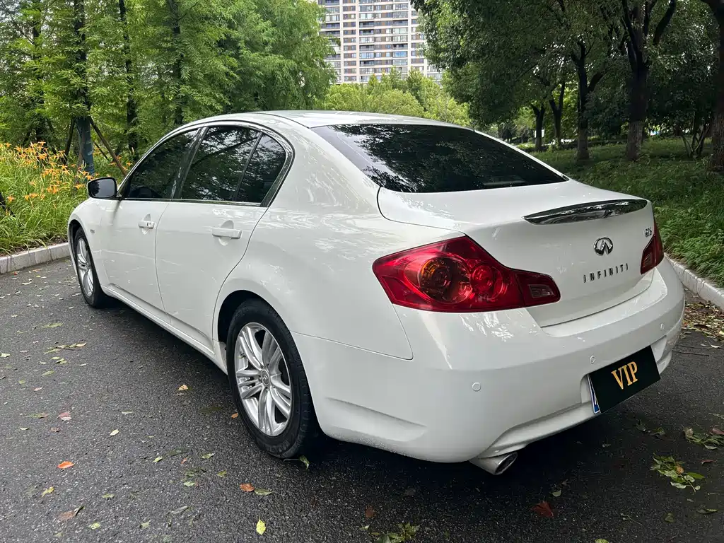 Infiniti G — миниатюра 5