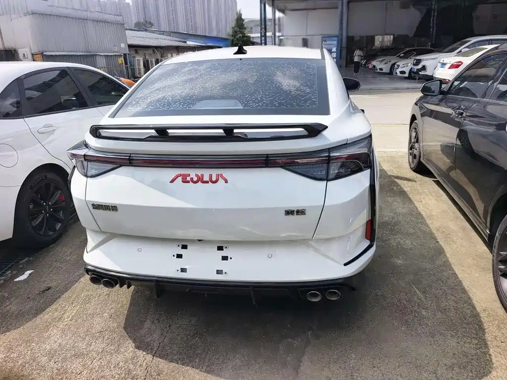 Aeolus Yixuan — миниатюра 11