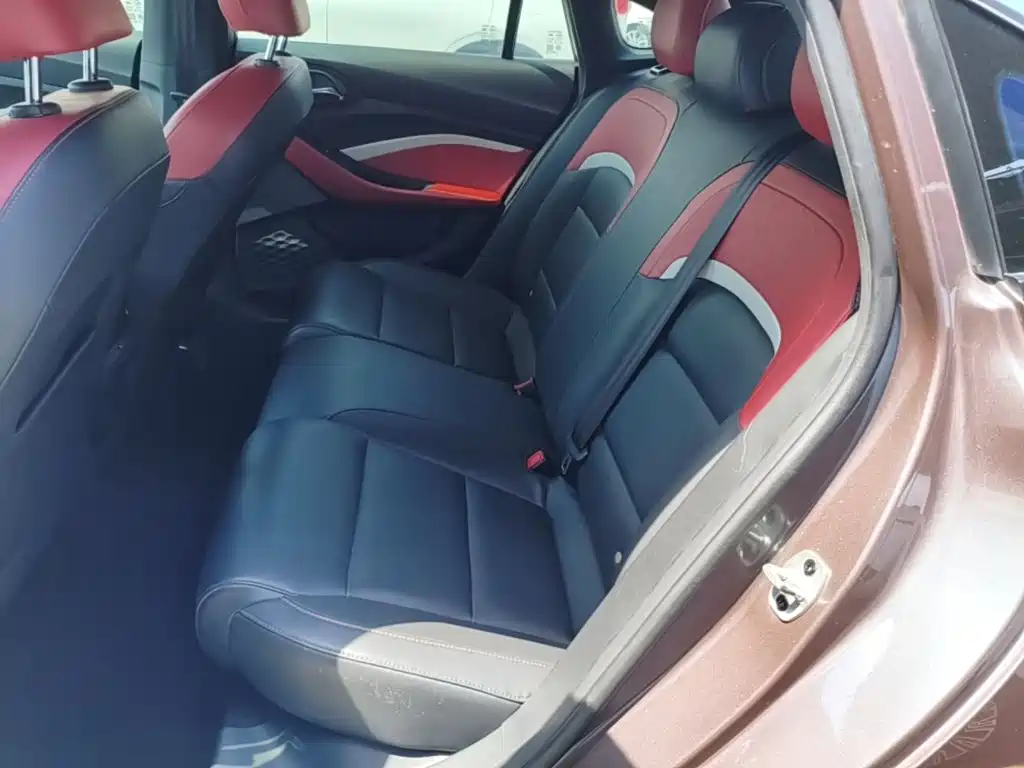 MG MG5 — миниатюра 17
