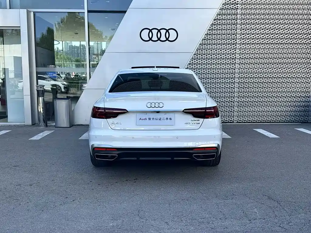 Audi A4L — миниатюра 4