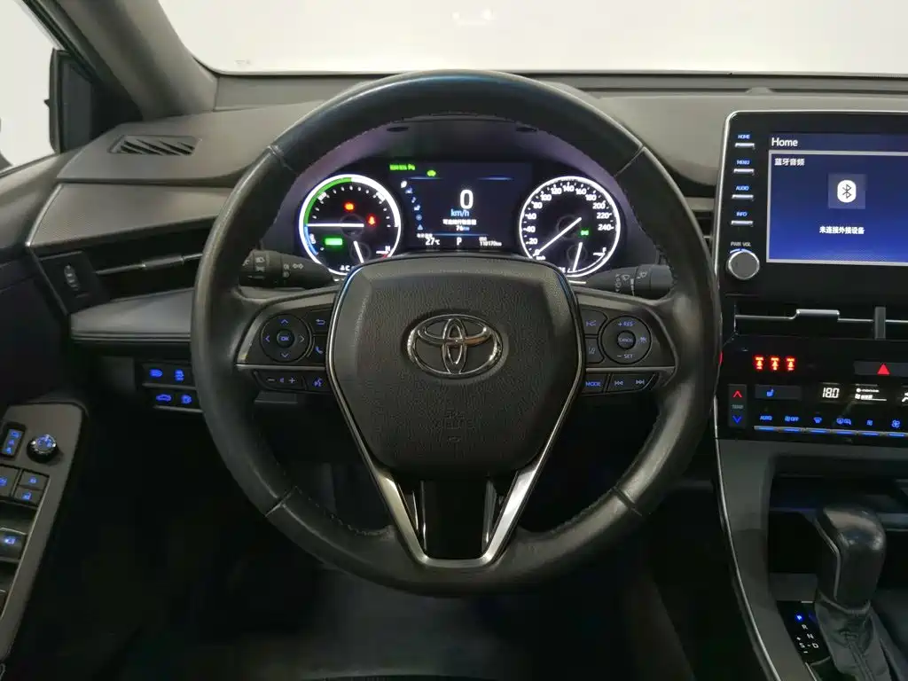 Toyota Avalon — миниатюра 11