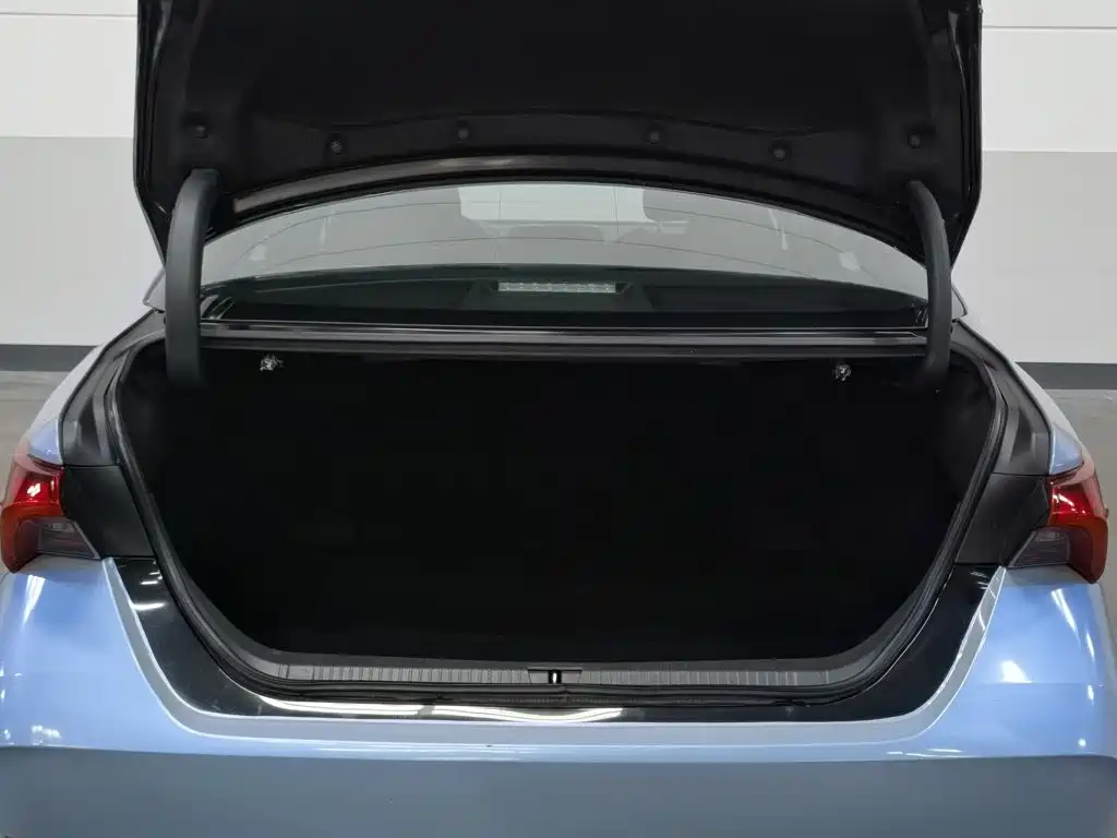Toyota Avalon — миниатюра 16