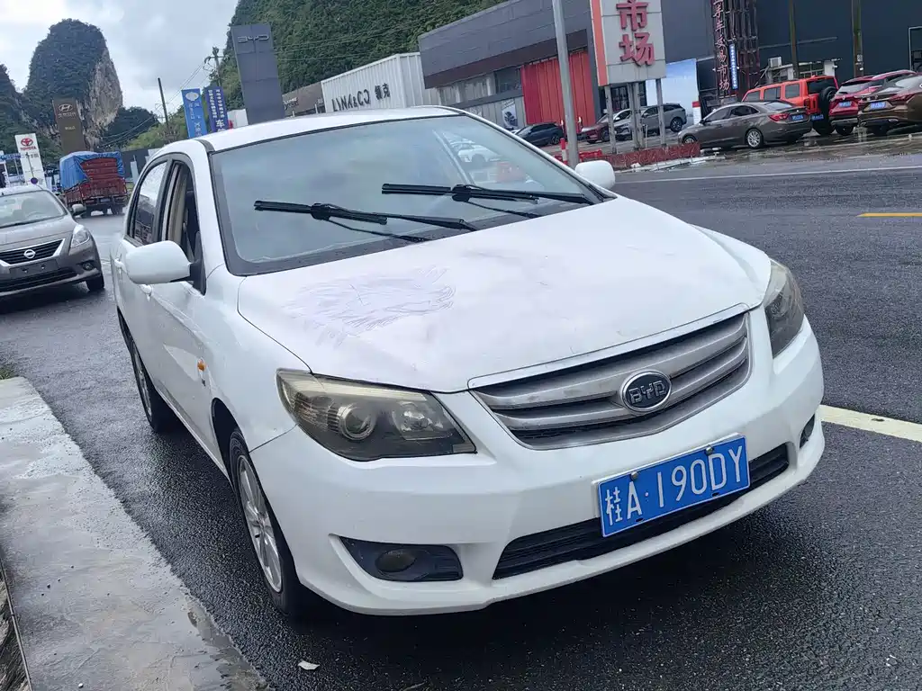 BYD L3 2012 1.5L MT Comfort