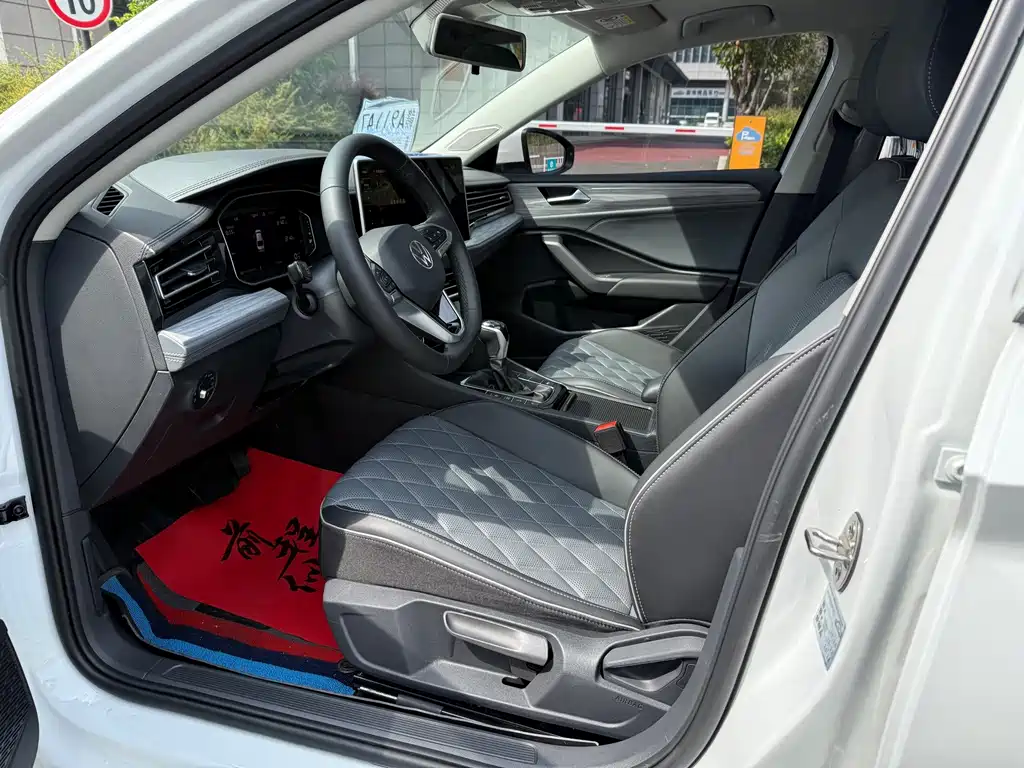 Volkswagen Sagitar — миниатюра 7