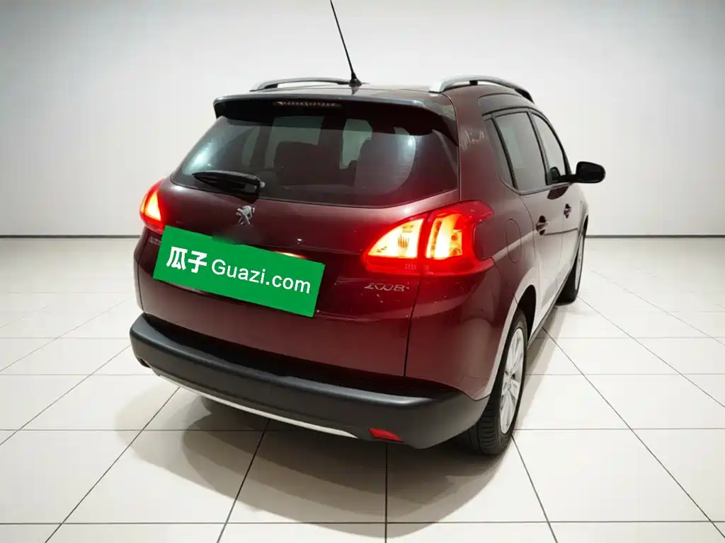 Peugeot 2008 — миниатюра 6