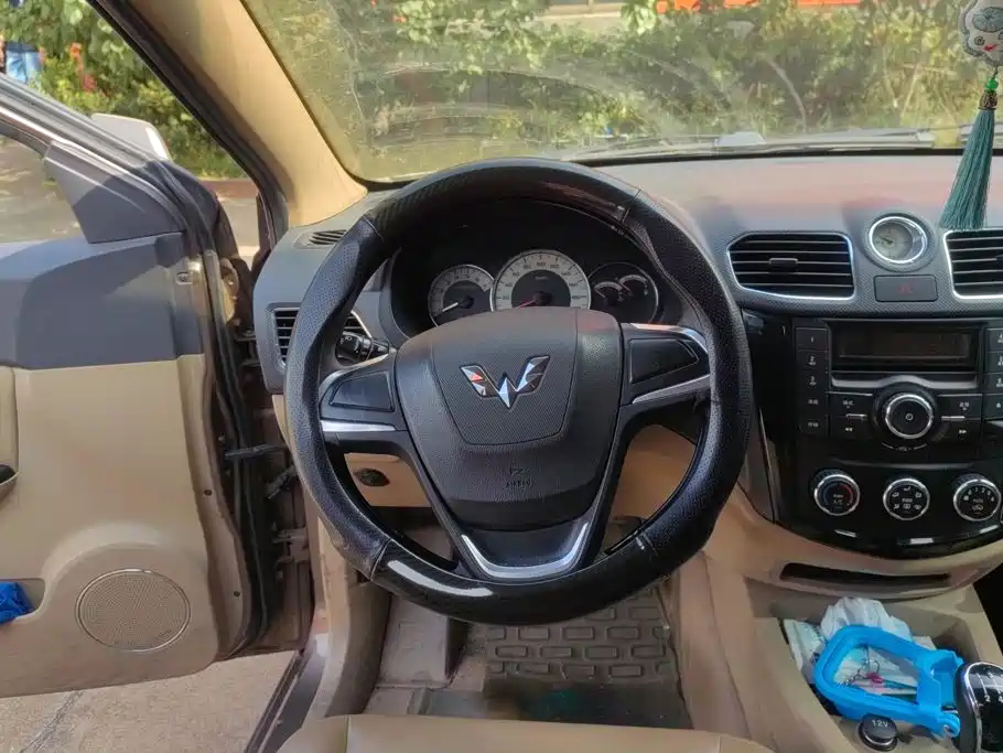 Wuling Hongguang — миниатюра 15