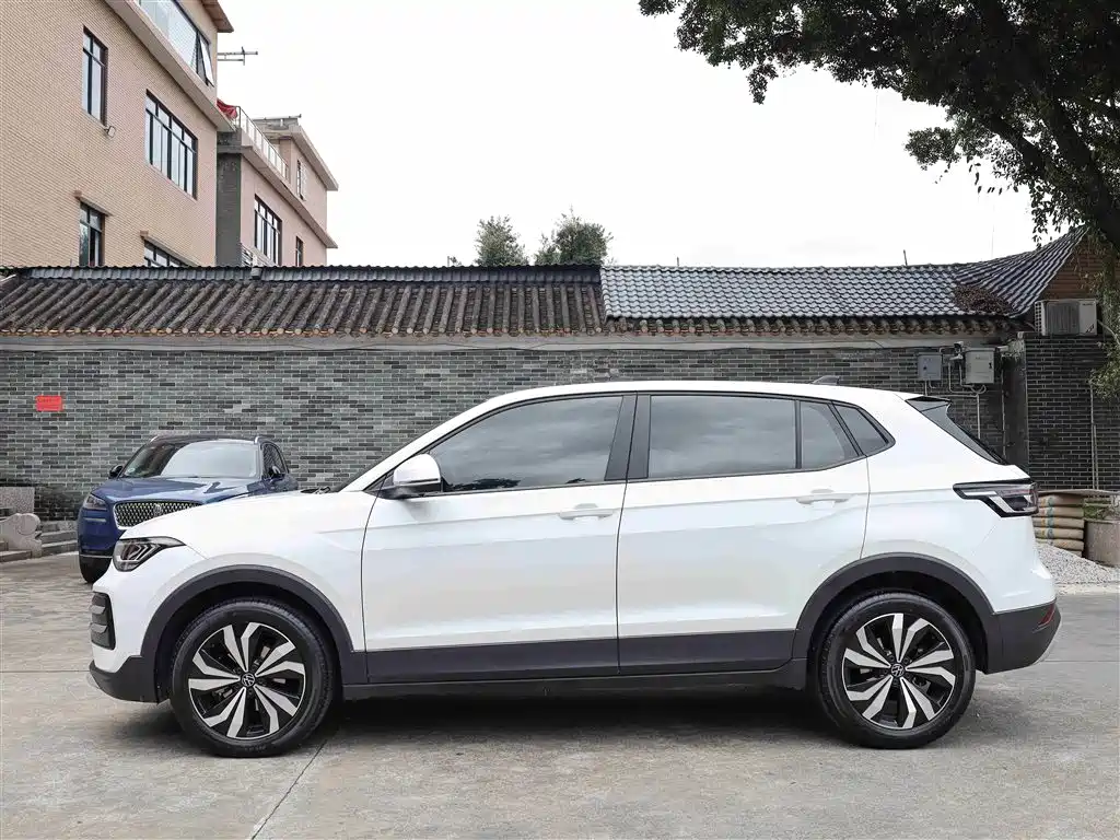 Volkswagen Tharu 2025 1.5L