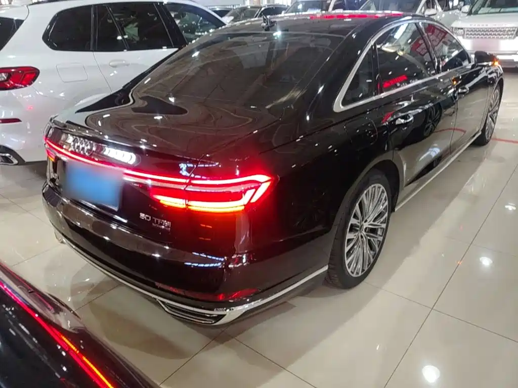 Audi A8 — миниатюра 7