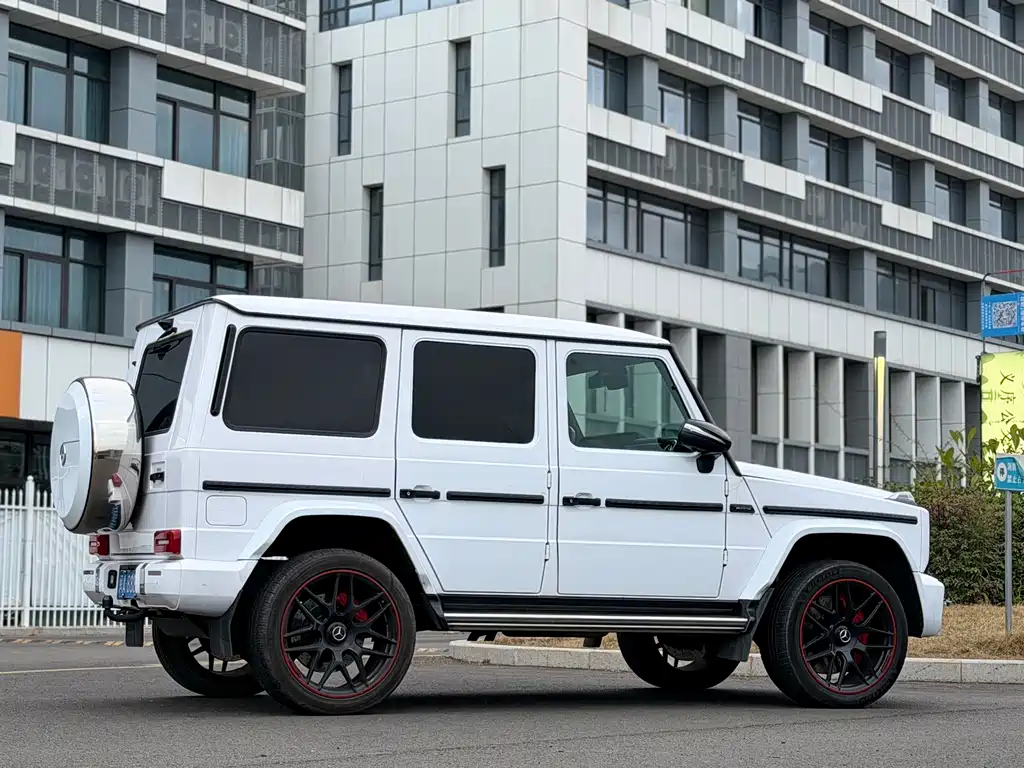 MERCEDES-BENZ G CLASS