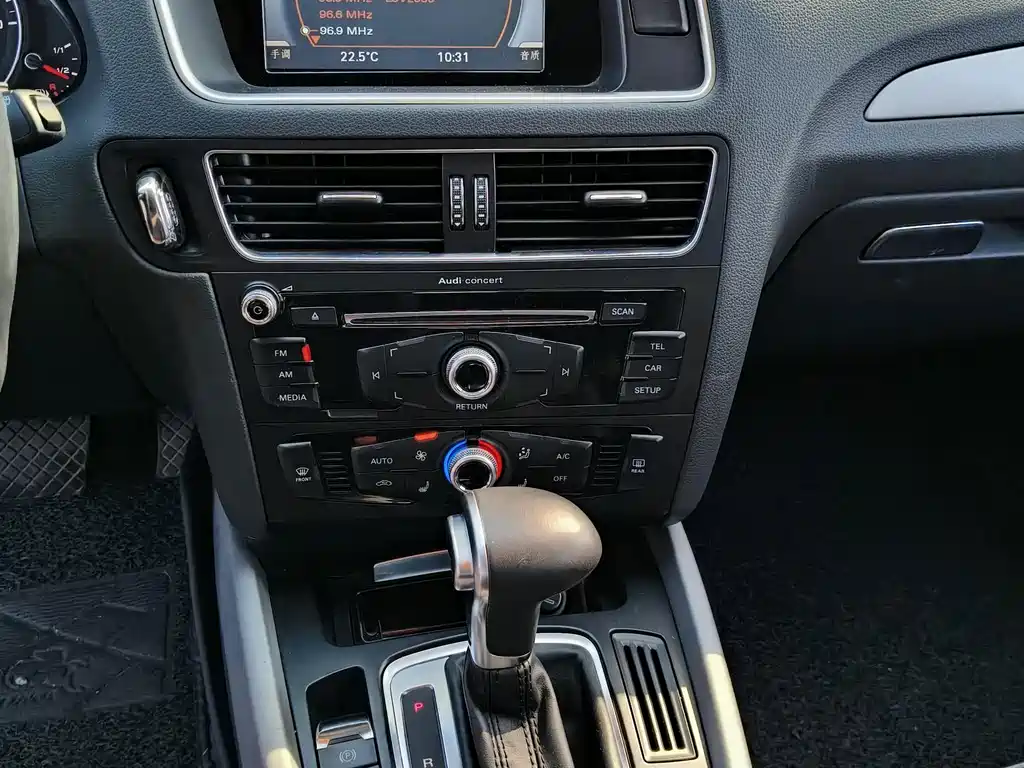 Audi Q5 — миниатюра 11