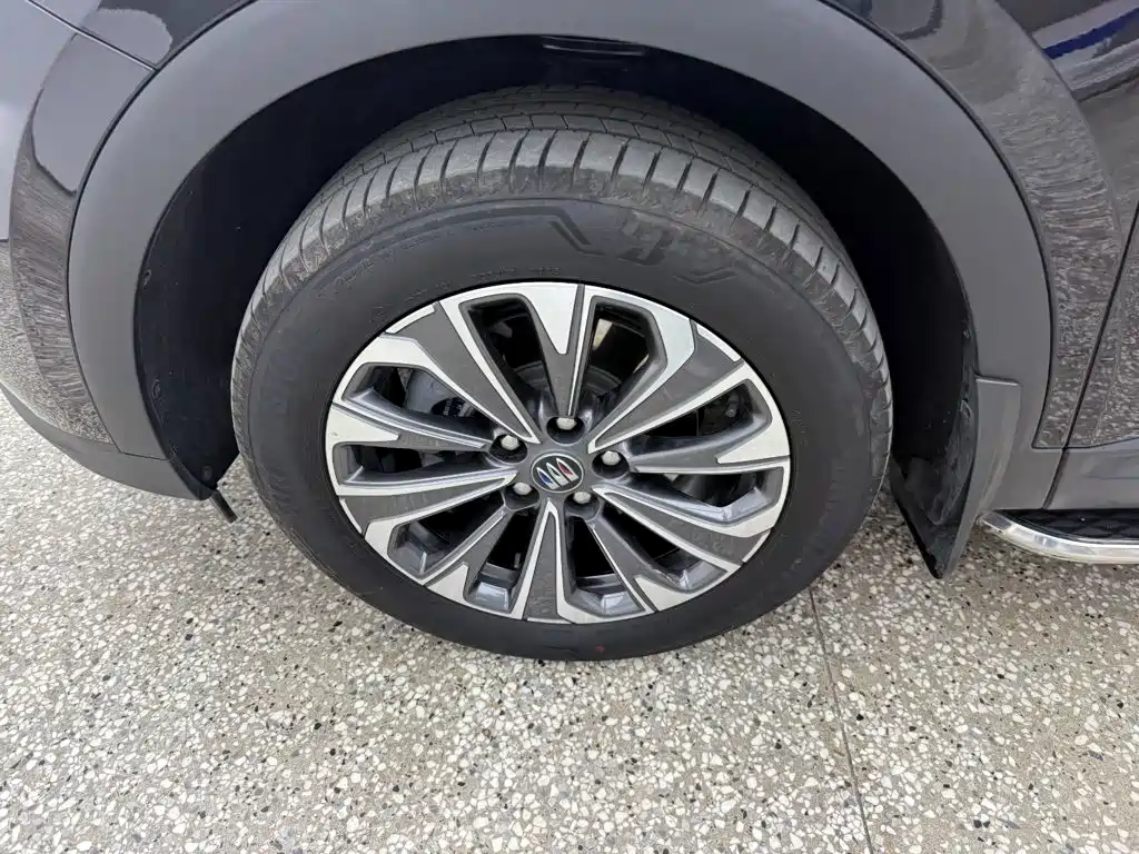 Buick Envision Plus — миниатюра 14