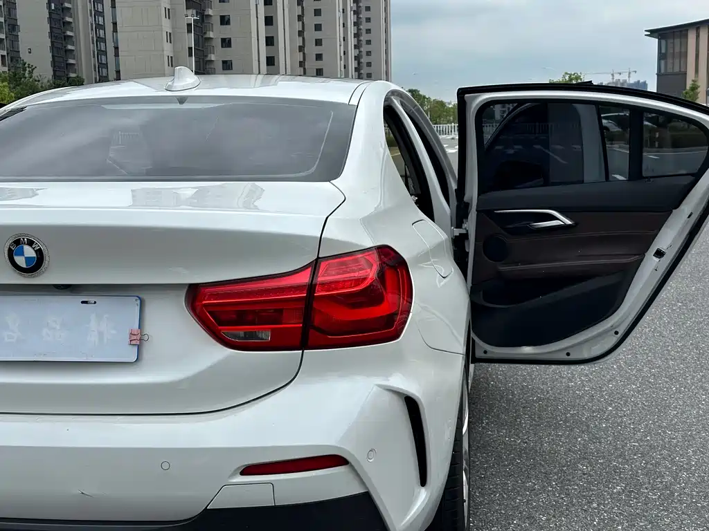 BMW 1 Series — миниатюра 17