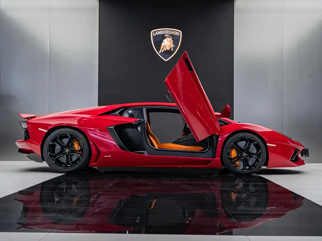 Lamborghini Aventador 2011 LP 700-4