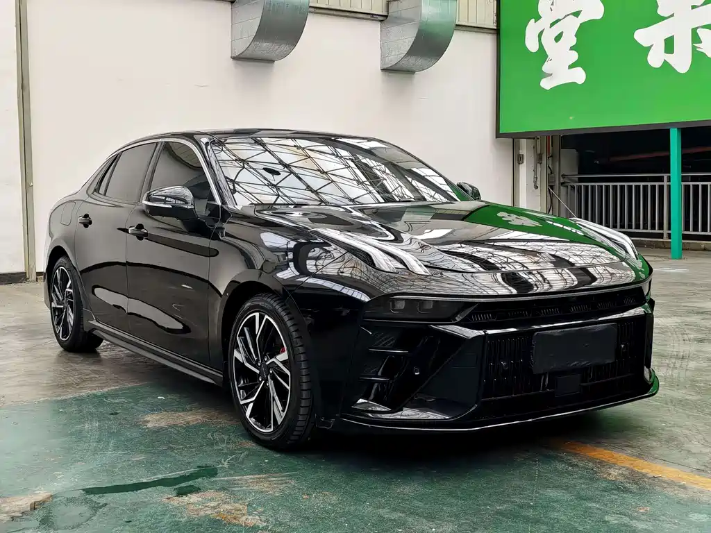 Lynk & Co 03 — миниатюра 3