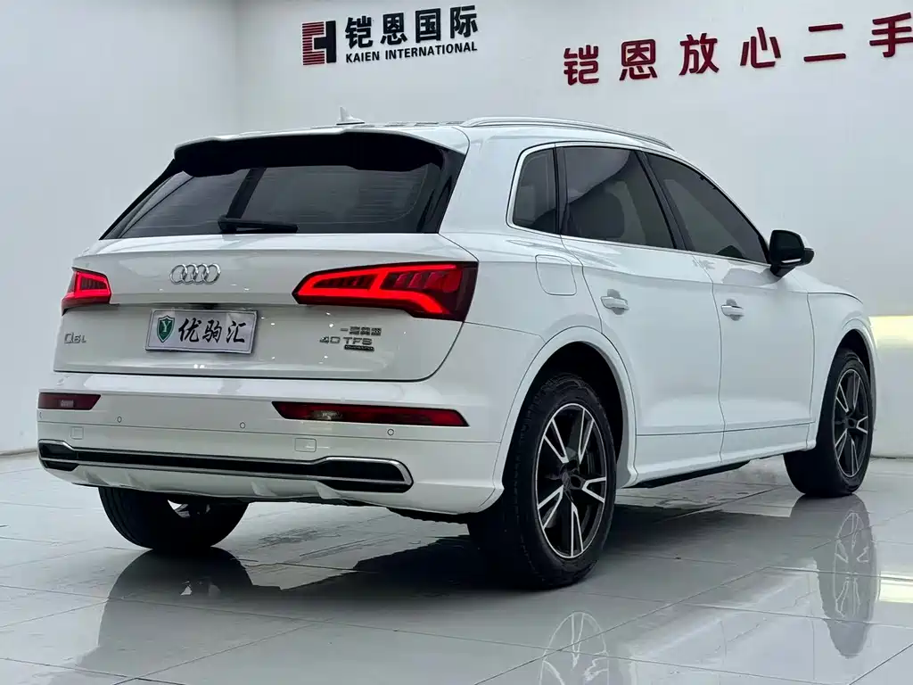 Audi Q5L — миниатюра 4
