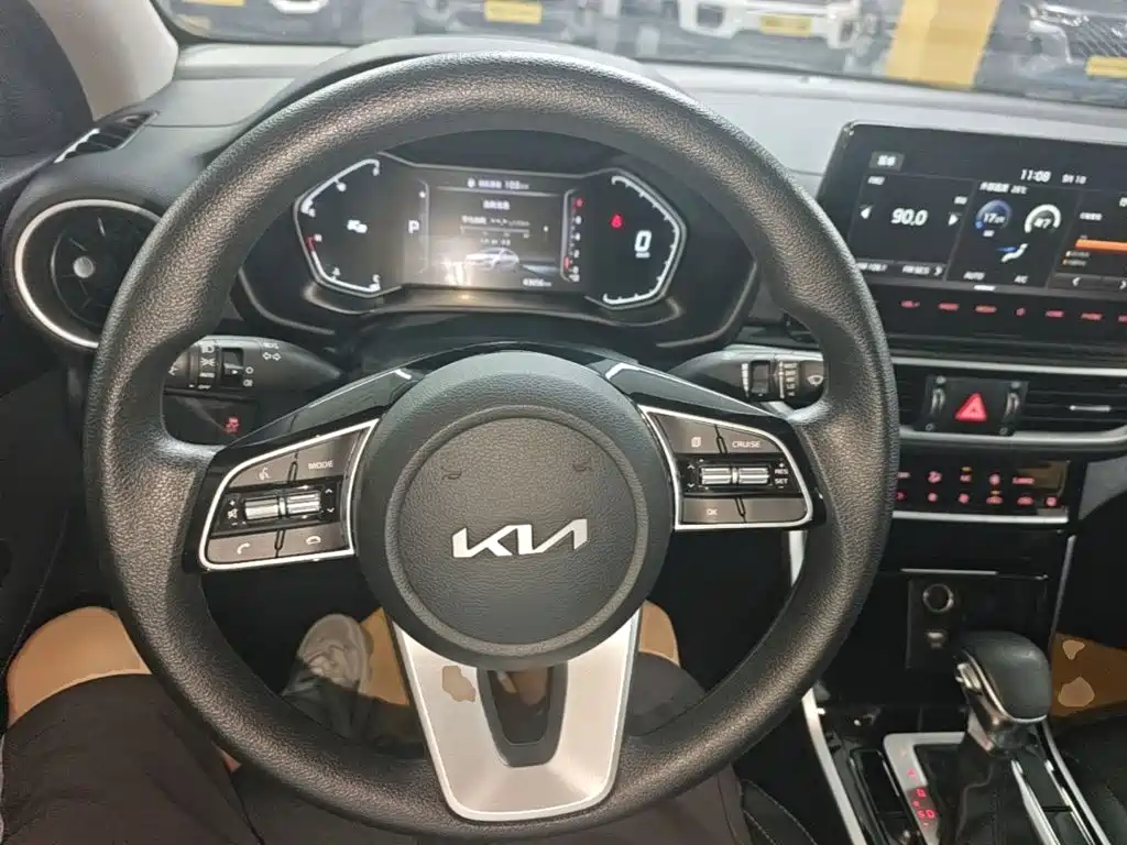 Kia K3 — миниатюра 11