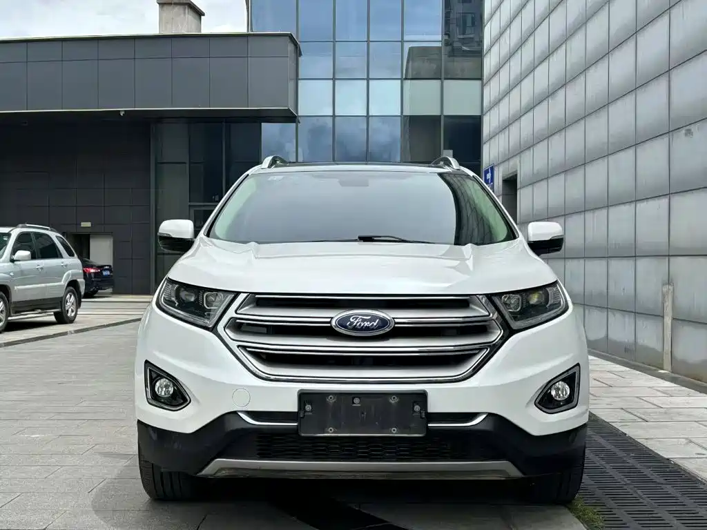 Ford Edge — миниатюра 2