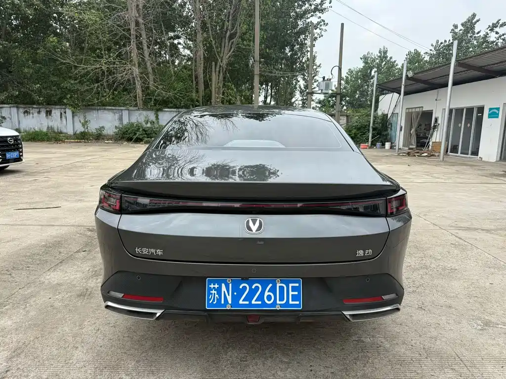 Changan Eado — миниатюра 8