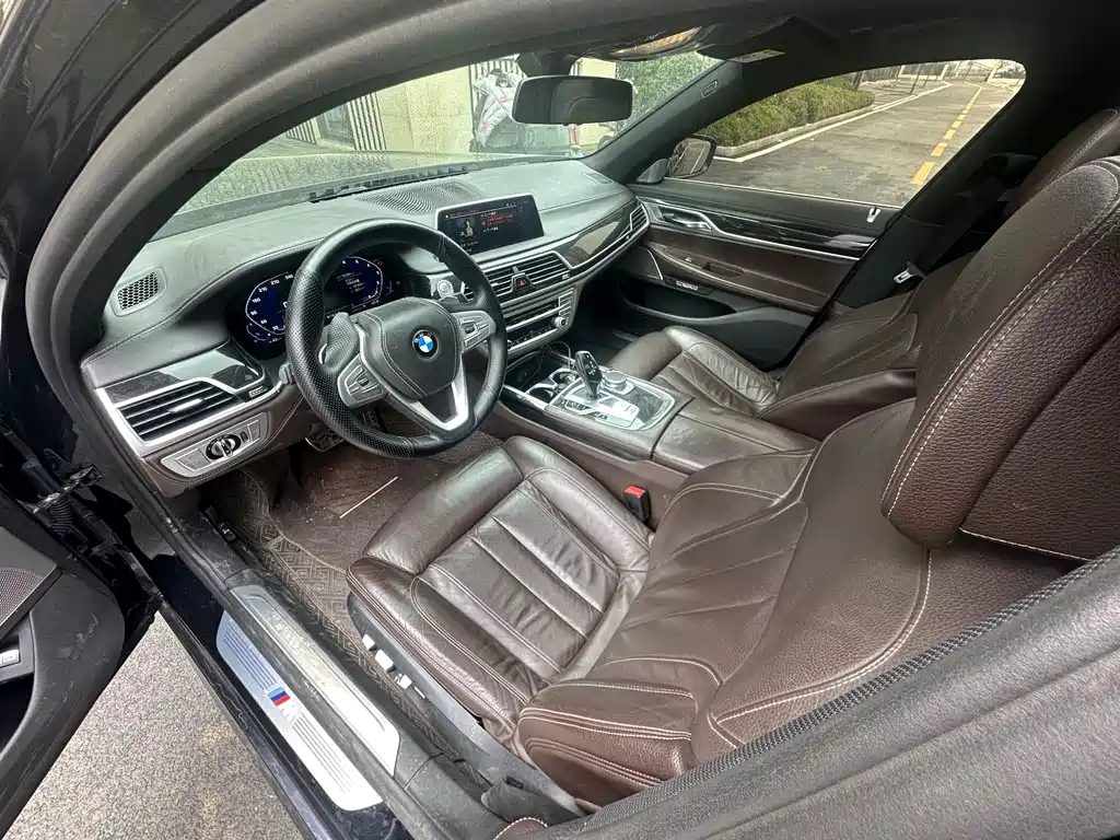 BMW 7 Series 7 2017 730Li Lead