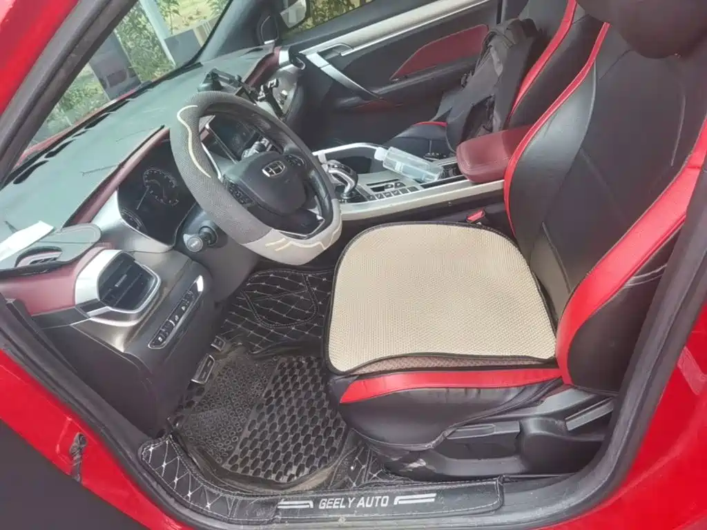 Geely Binyue — миниатюра 20