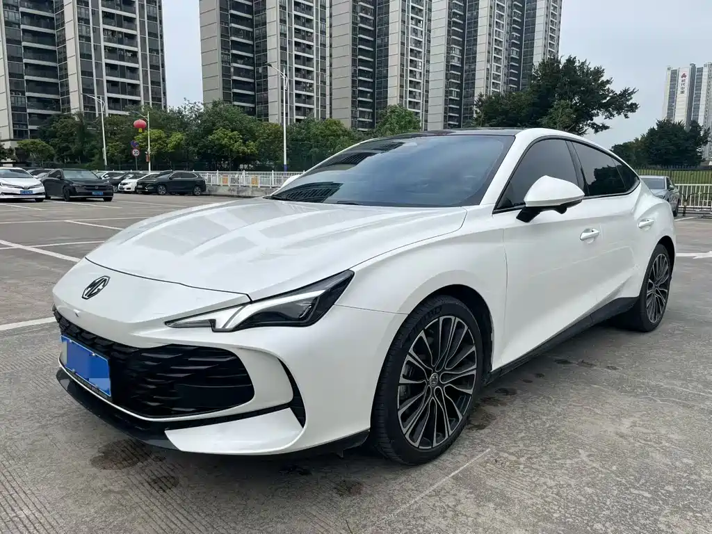 MG MG7