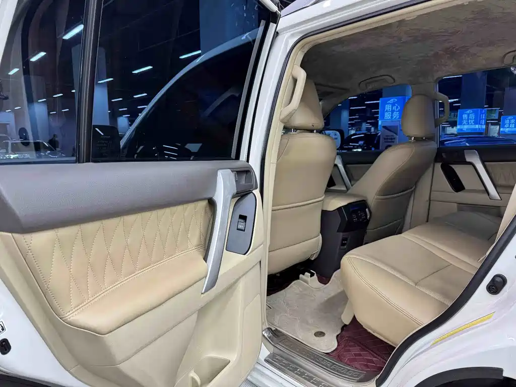Toyota Prado (Import) — миниатюра 13