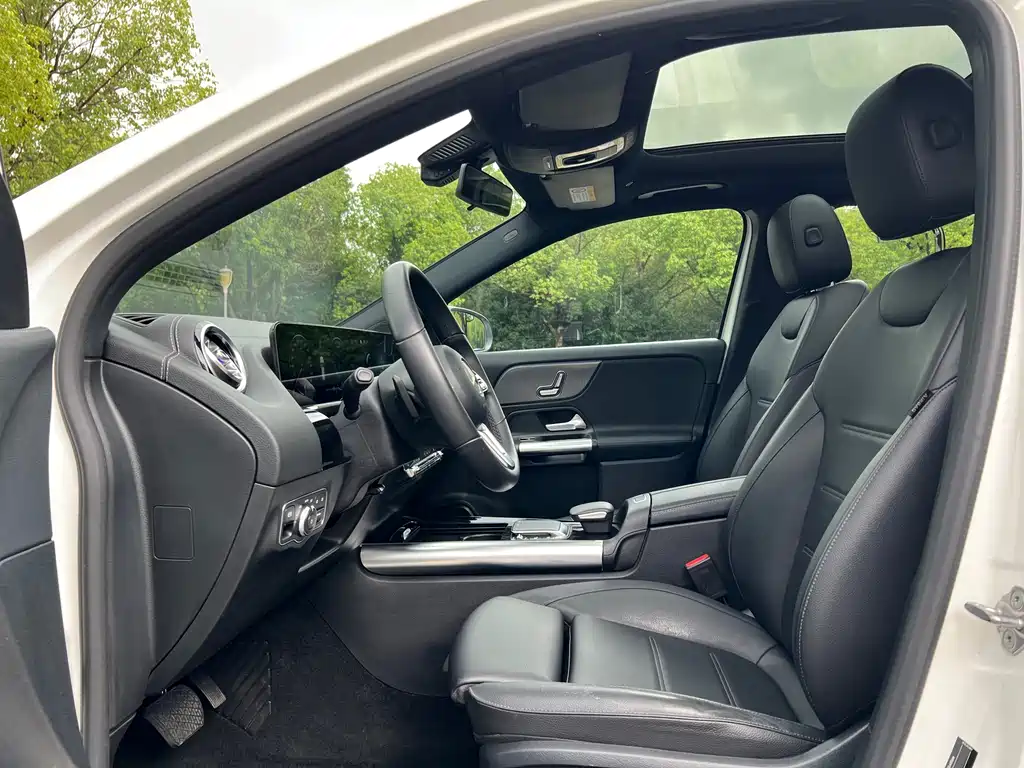 Mercedes-Benz GLA — миниатюра 9