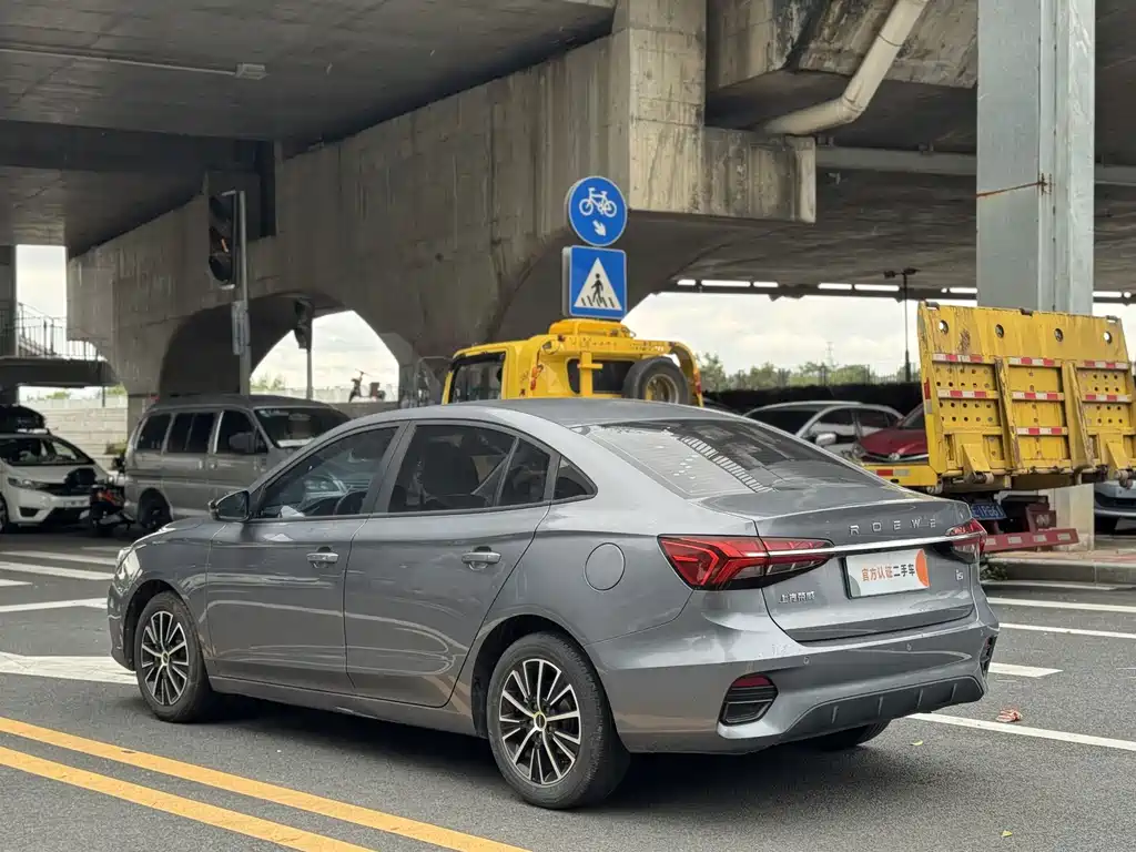 Roewe i5 — миниатюра 6