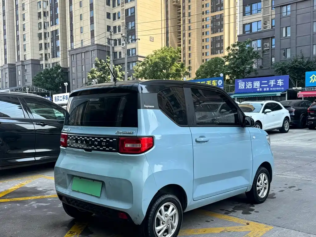 Wuling MINIEV — миниатюра 9